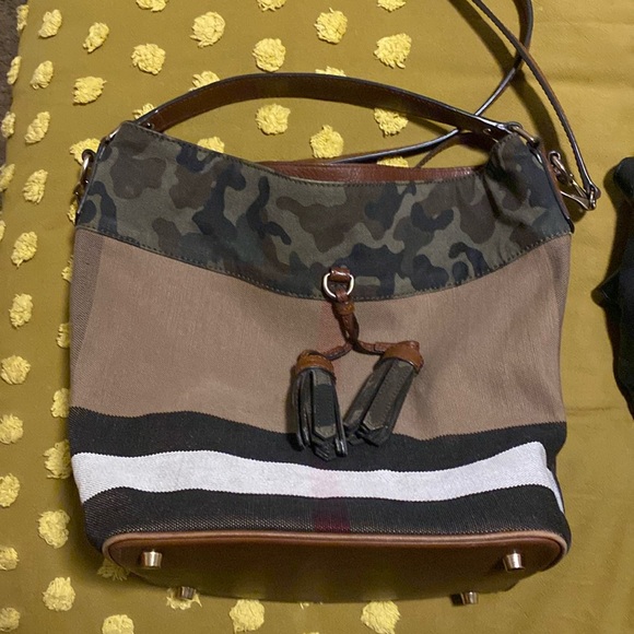 Authentic BURBERRY Mega Check Camouflage Susanna Crossbody Bag - Picture 1 of 5